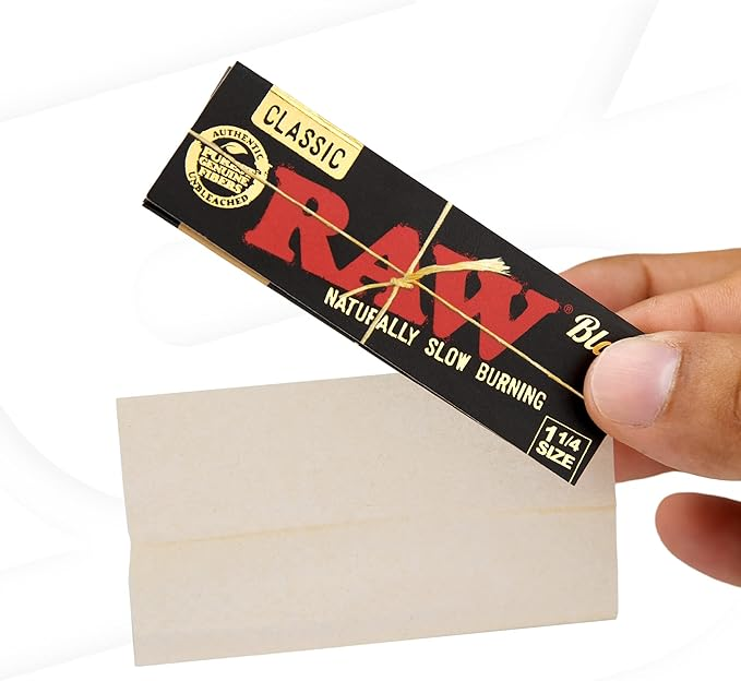 Papel De Liar Clasico Black Crudo y Sin Refinar Size 1.25 x 1 1/4 50 Und.