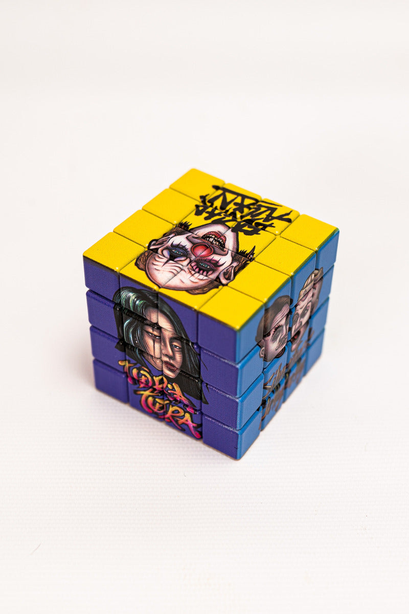 Grinder Acero Gold 4 Partes Lion Rolling Circus Color Colores Magic Cube